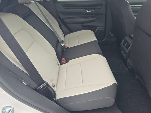 Used 2025 Honda CR-V LX image 18