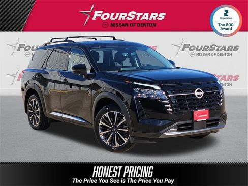 New 2026 Nissan Pathfinder Platinum image 1