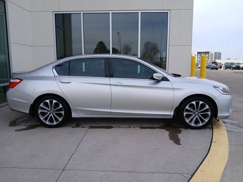 Used 2013 Honda Accord Sport image 6