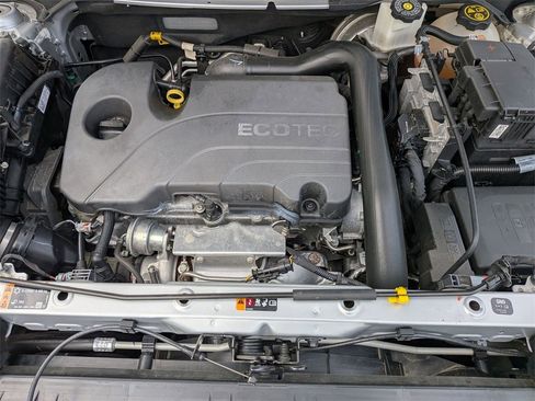 Used 2021 GMC Terrain SLE w/ Driver Convenience Package image 31