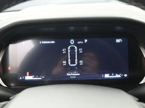 New 2025 Jeep Grand Cherokee L Limited w/ Black Appearance Package image 28