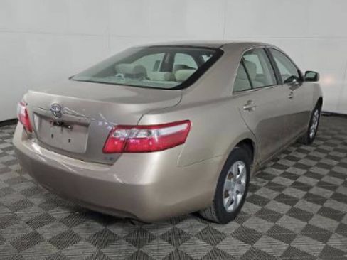 Used 2009 Toyota Camry LE image 4