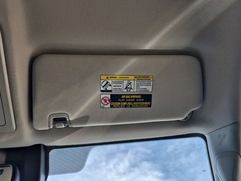 Used 2021 Toyota Tacoma 2WD Double Cab image 40