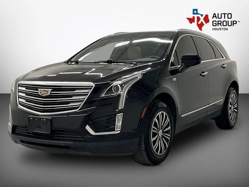 Used 2017 Cadillac XT5 Luxury w/ Driver Awareness Package FWD image 4