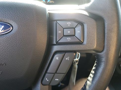 Used 2020 Ford F150 XLT w/ Equipment Group 302A Luxury AWD/4WD image 23