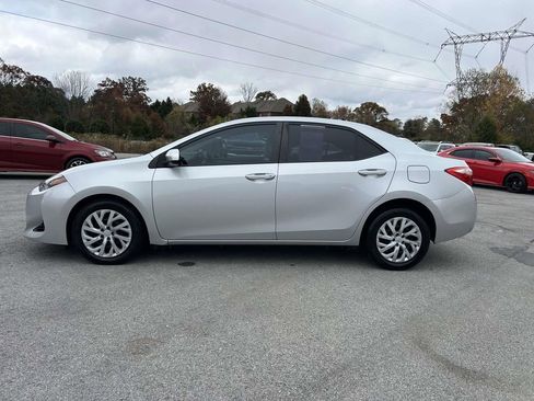 Used 2017 Toyota Corolla LE image 6