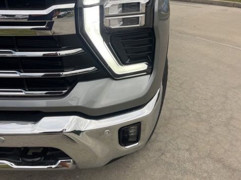 New 2026 Chevrolet Silverado 2500 LTZ image 17