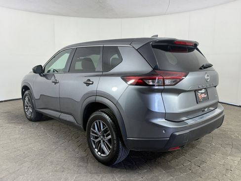 Used 2024 Nissan Rogue S AWD/4WD image 5