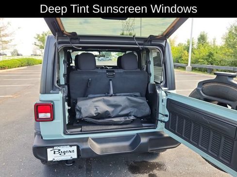 Used 2023 Jeep Wrangler Sport AWD/4WD image 26