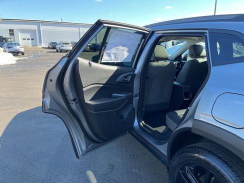 New 2026 Chevrolet Trax ACTIV w/ Sunroof Package image 18