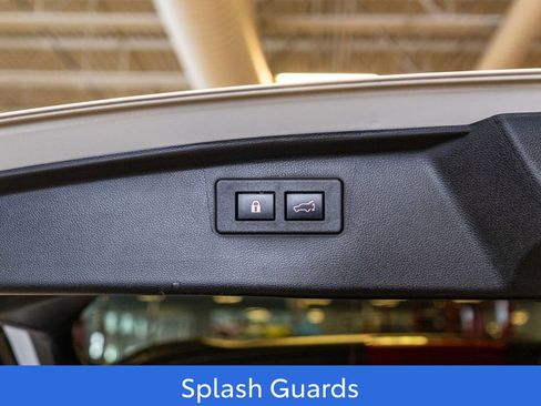 Used 2022 Subaru Outback Wilderness w/ Wilderness Package image 11