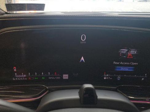 Used 2023 Cadillac Escalade Sport w/ LPO, ONYX Package AWD/4WD image 8