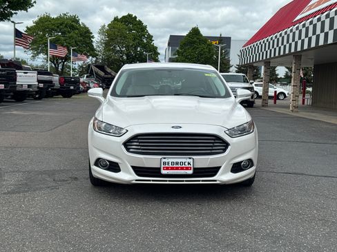 Used 2015 Ford Fusion Titanium FWD image 2
