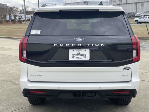 New 2026 Ford Expedition Max Active image 4
