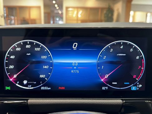 Certified 2025 Mercedes-Benz GLA 250 image 25
