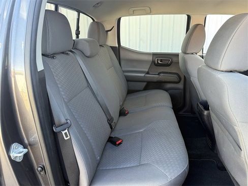 Used 2021 Toyota Tacoma SR w/ SR Convenience Package image 27