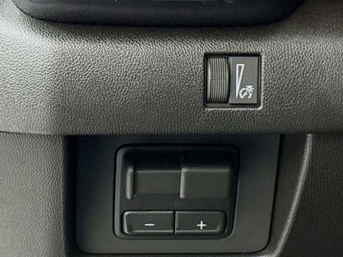 New 2026 GMC Canyon AT4 image 10