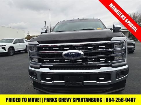 Used 2024 Ford F250 Lariat w/ Chrome Package image 11