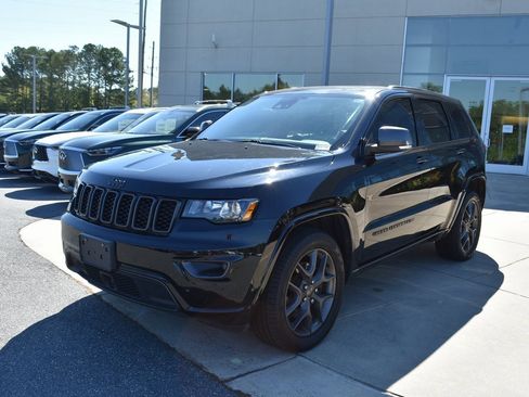 Used 2021 Jeep Grand Cherokee Limited image 9