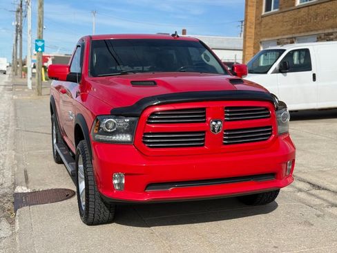 Used 2014 RAM 1500 Sport w/ Convenience Group image 3