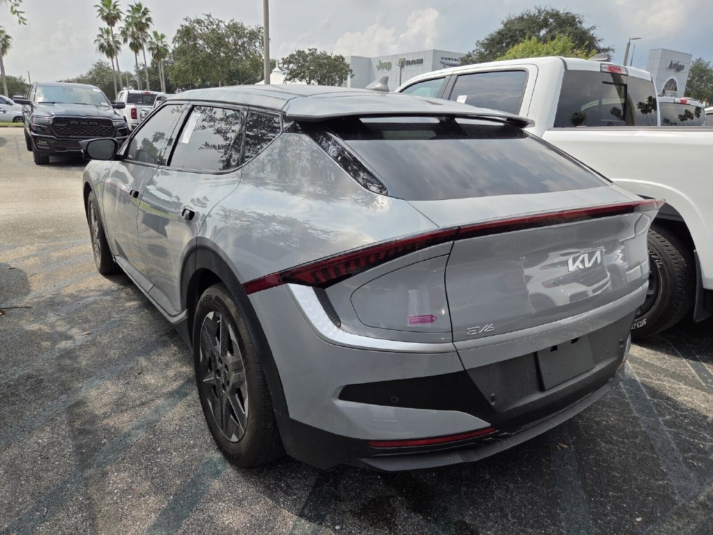 Used 2026 Kia EV6 Light RWD image 4