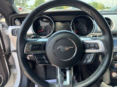 Used 2016 Ford Mustang GT Premium w/ Equipment Group 401A RWD image 20