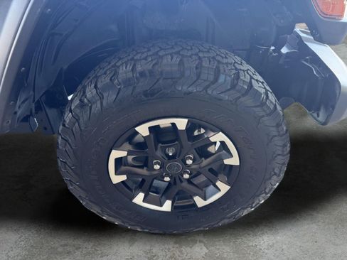 Used 2024 Jeep Wrangler Unlimited Rubicon 4xe w/ Technology Group AWD/4WD image 21