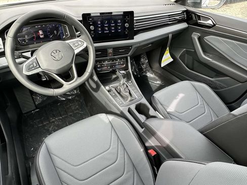New 2026 Volkswagen Jetta SEL image 9
