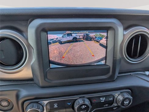 Used 2023 Jeep Wrangler Unlimited Sport AWD/4WD image 26