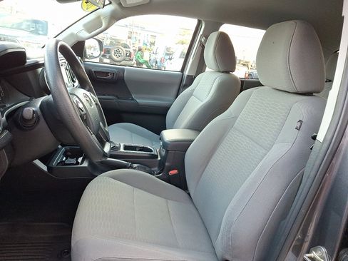 Used 2019 Toyota Tacoma SR image 16