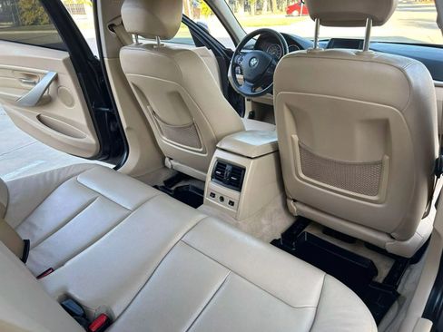 Used 2014 BMW 320i xDrive Sedan image 19