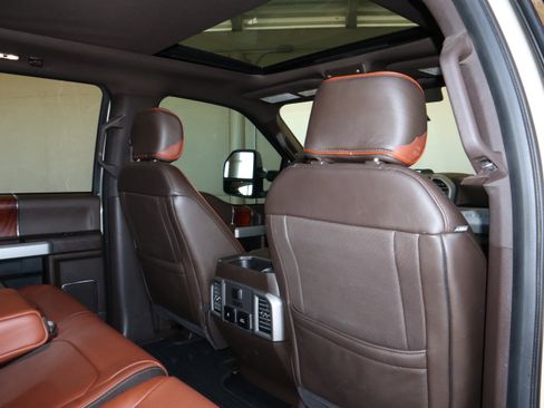 Used 2018 Ford F450 King Ranch w/ King Ranch Ultimate Package image 43