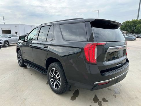 Used 2024 GMC Yukon AT4 AWD/4WD image 5