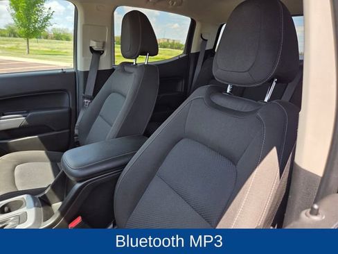 Used 2022 Chevrolet Colorado LT w/ LT Convenience Package AWD/4WD image 13