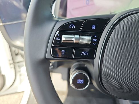 New 2025 Hyundai Ioniq 6 SE image 17