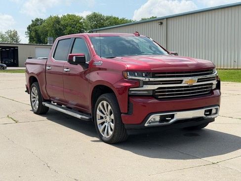 Used 2020 Chevrolet Silverado 1500 High Country w/ Technology Package AWD/4WD image 1