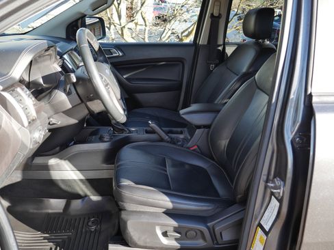 Used 2019 Ford Ranger Lariat w/ Equipment Group 501A Mid image 3