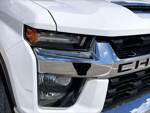 Used 2023 Chevrolet Silverado 2500 LT AWD/4WD image 26
