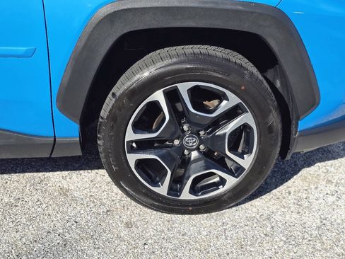 Used 2019 Toyota RAV4 Adventure AWD/4WD image 13