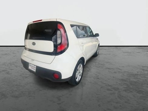 Used 2019 Kia Soul w/ Convenience Package FWD image 9