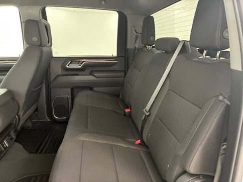 Certified 2025 Chevrolet Silverado 2500 LT w/ Convenience Package AWD/4WD image 17