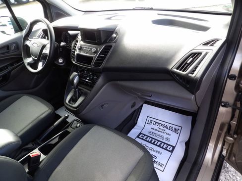 Used 2020 Ford Transit Connect XL image 39