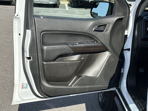 Used 2022 GMC Canyon Elevation w/ Trailering Package image 11