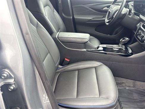 Used 2024 Buick Envista Sport Touring w/ Convenience I Package image 26