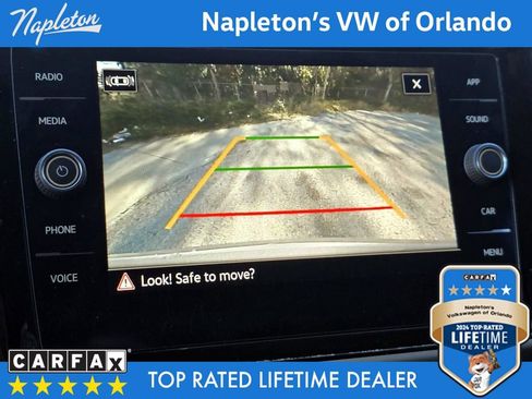 Used 2022 Volkswagen Atlas Cross Sport SE image 16