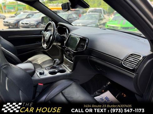 Used 2021 Jeep Grand Cherokee Trailhawk w/ Trailhawk Luxury Group AWD/4WD image 26