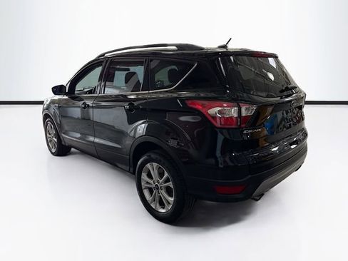 Used 2018 Ford Escape SE image 8