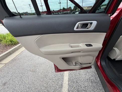Used 2013 Ford Explorer Limited FWD image 16