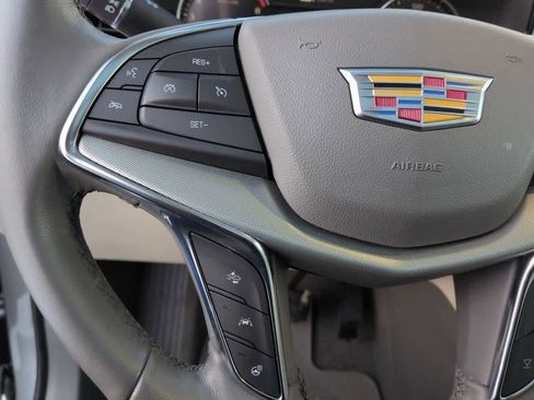 Certified 2023 Cadillac XT5 Premium Luxury image 24