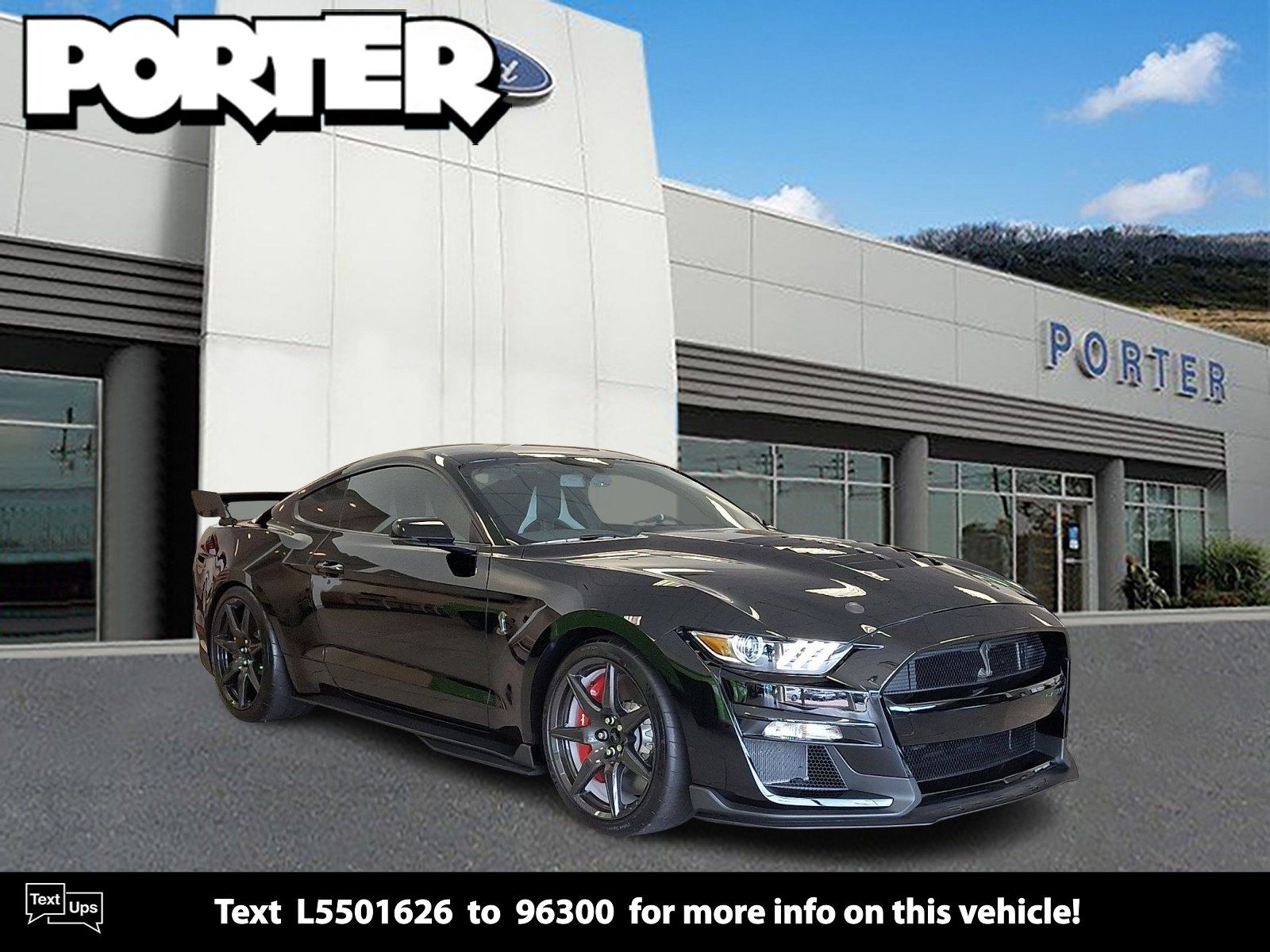 Certified 2020 Ford Mustang Shelby GT500 w/ Carbon Fiber Track Pack RWD image 1